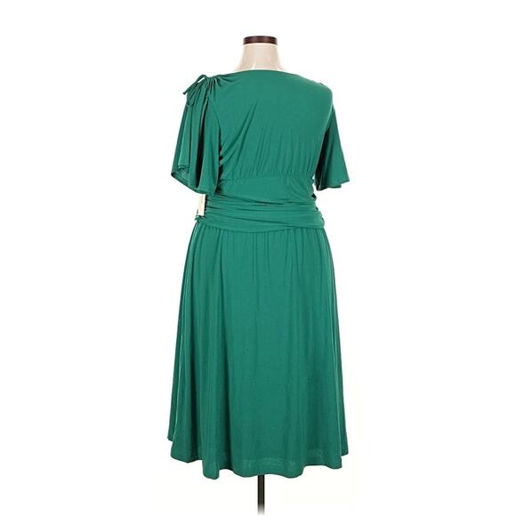 Kiyonna Dress Green Jemma Ruched Tie Style 2X Feminine Christmas Flutter Sleeve - Picture 6 of 9
